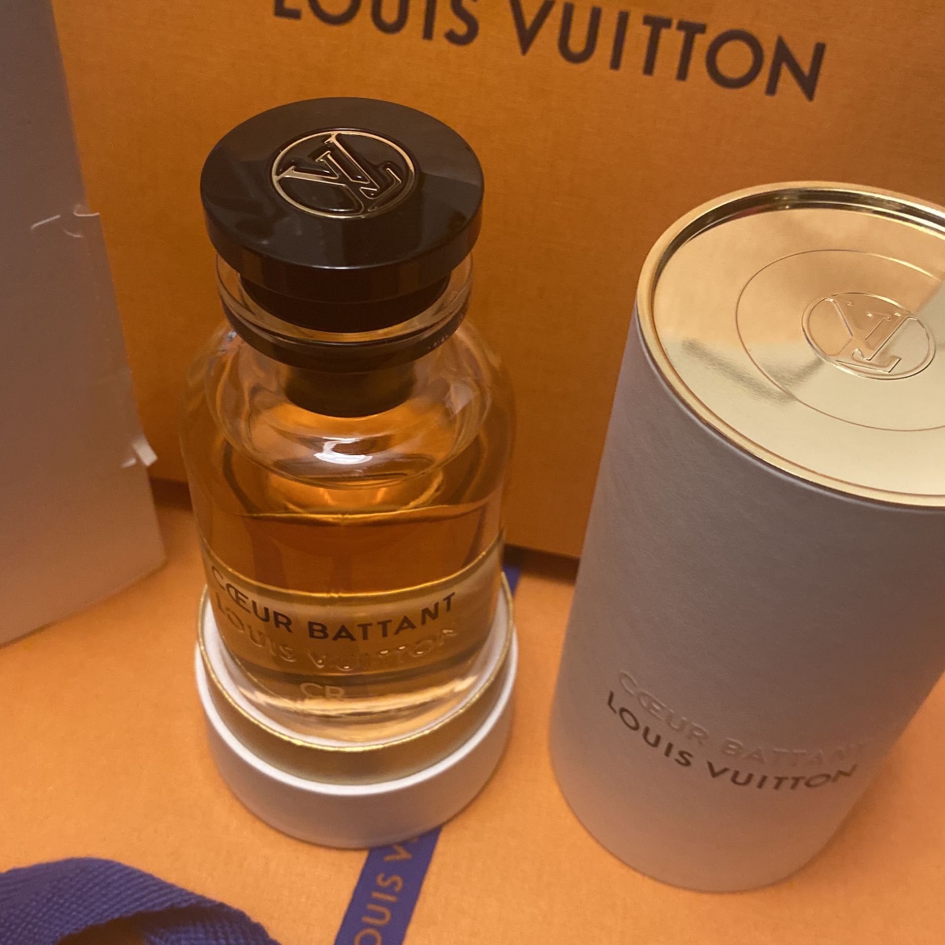 Authentic Louis Vuitton Perfum for Sale in San Diego, CA - OfferUp