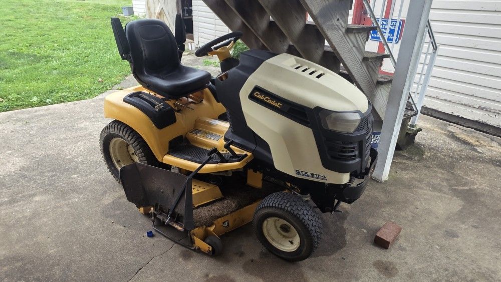 Cub Cadet Garden Tractor GTX2154