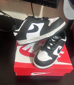 Nike Panda dunks