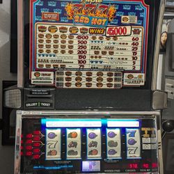 IGT S2000 Penny Slot Machine