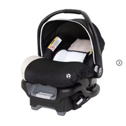 Baby Trend Infant Car seat With Base