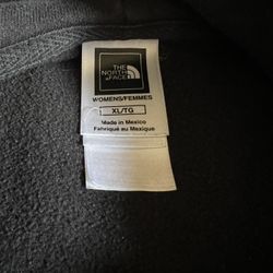 Black North face Hoodie
