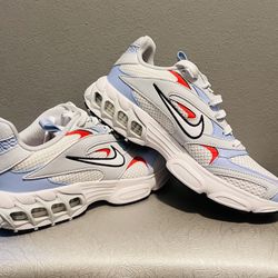 Women’s Nike Zoom Air  Fire  Size 8