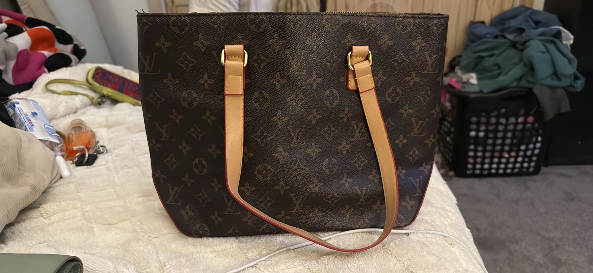 Louis Vuitton Shoulder Bag