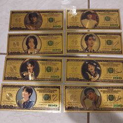 Stray Kids Gold Collectible Bills - Set of 8
