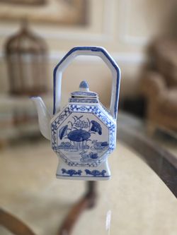 Vtg Phai's Blue White Porcelain Teapot Octagon Mandarin Ducks Lotus Chinoiserie
