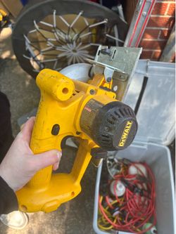 DW936 dewalt circular saw
