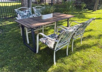 Patio Dining Set with Cushions