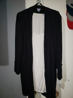 Laura Scott Woman cardigan with top