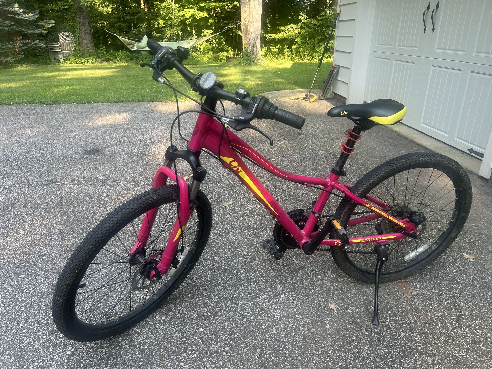 LIV Enchant Kids Bicycle