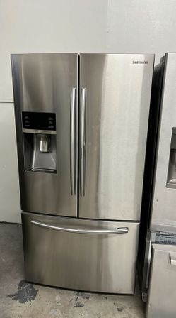 Samsung 3-Door Fridge with Ice and Water Dispenser