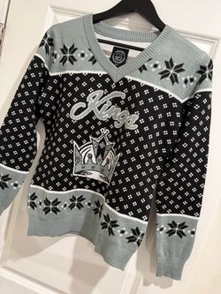 Women’s LA Kings Holiday Sweater (Medium)