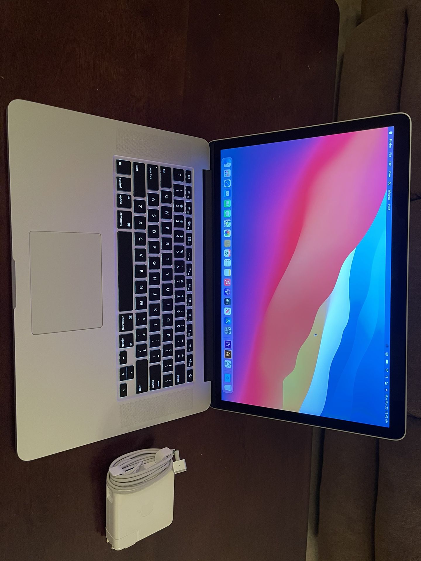 Mid 2015 MacBook Pro 15.4”, quad core i7, 16gb ram, 512gb ram, dual graphics, Big Sur MacOs