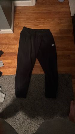Large Nike sweatpants 