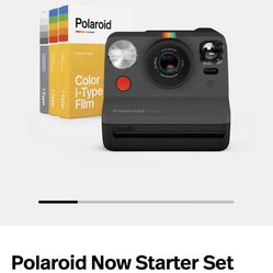 Polaroid Camera With Color Film Included