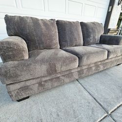 Free Delivery ✅️ Soft Modern Charcoal Gray Couch Sofa 1pc . Clean Condition 