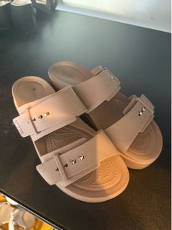 Crocs platform
