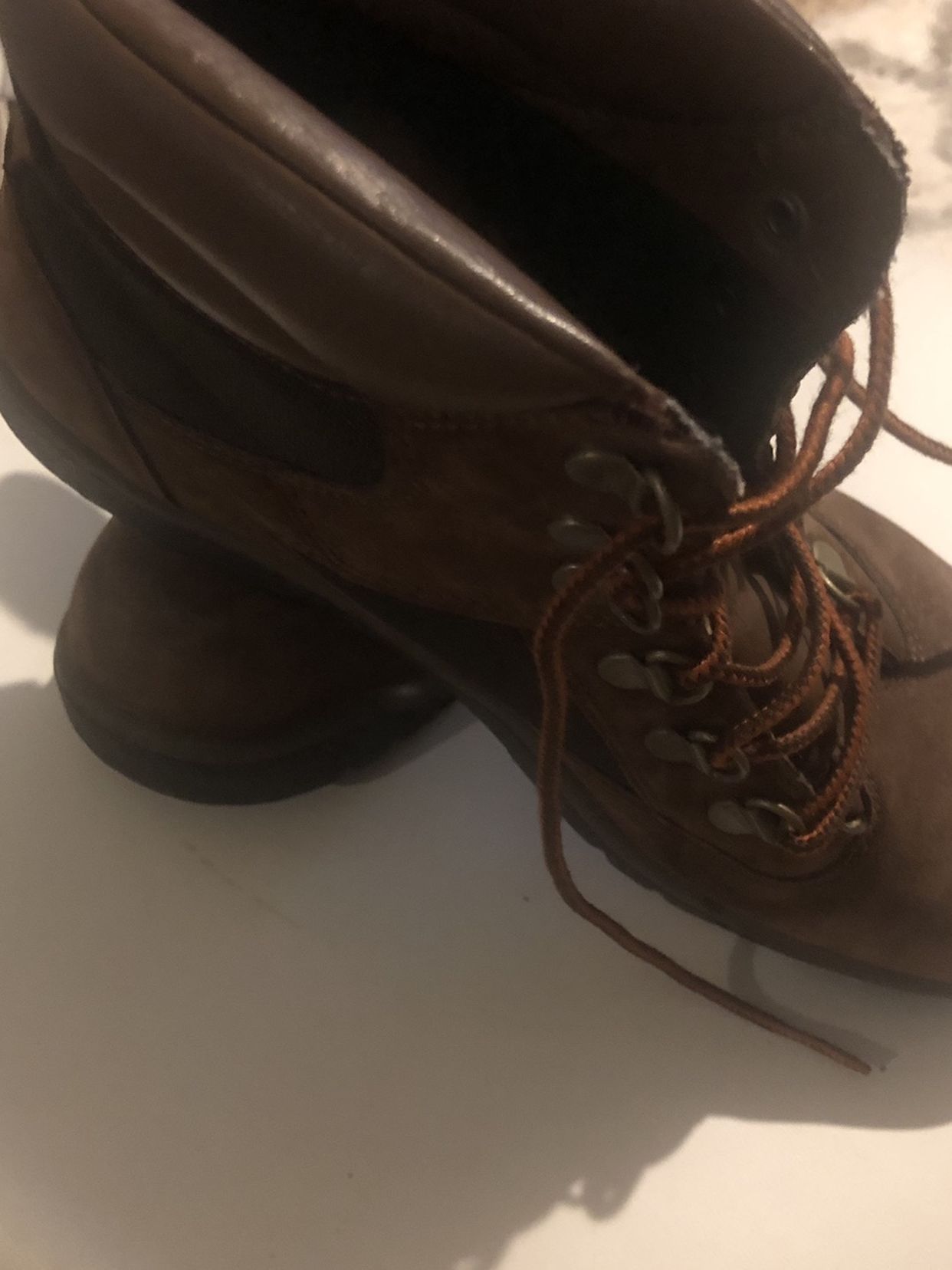 Timberlands Men’s Shoes Size 6.