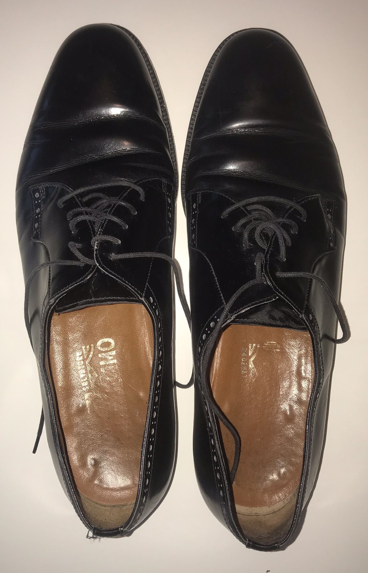 Men’s size 9 Ferragamo shoes