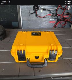 (New) pelican IM2100 Case