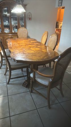 Dining room set 6 chairs
