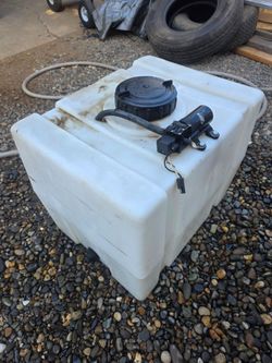 30 gallon poly tank "spray tank"