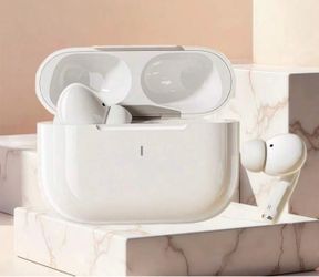 White Wireless Earbuds with Charging Case high quality connection