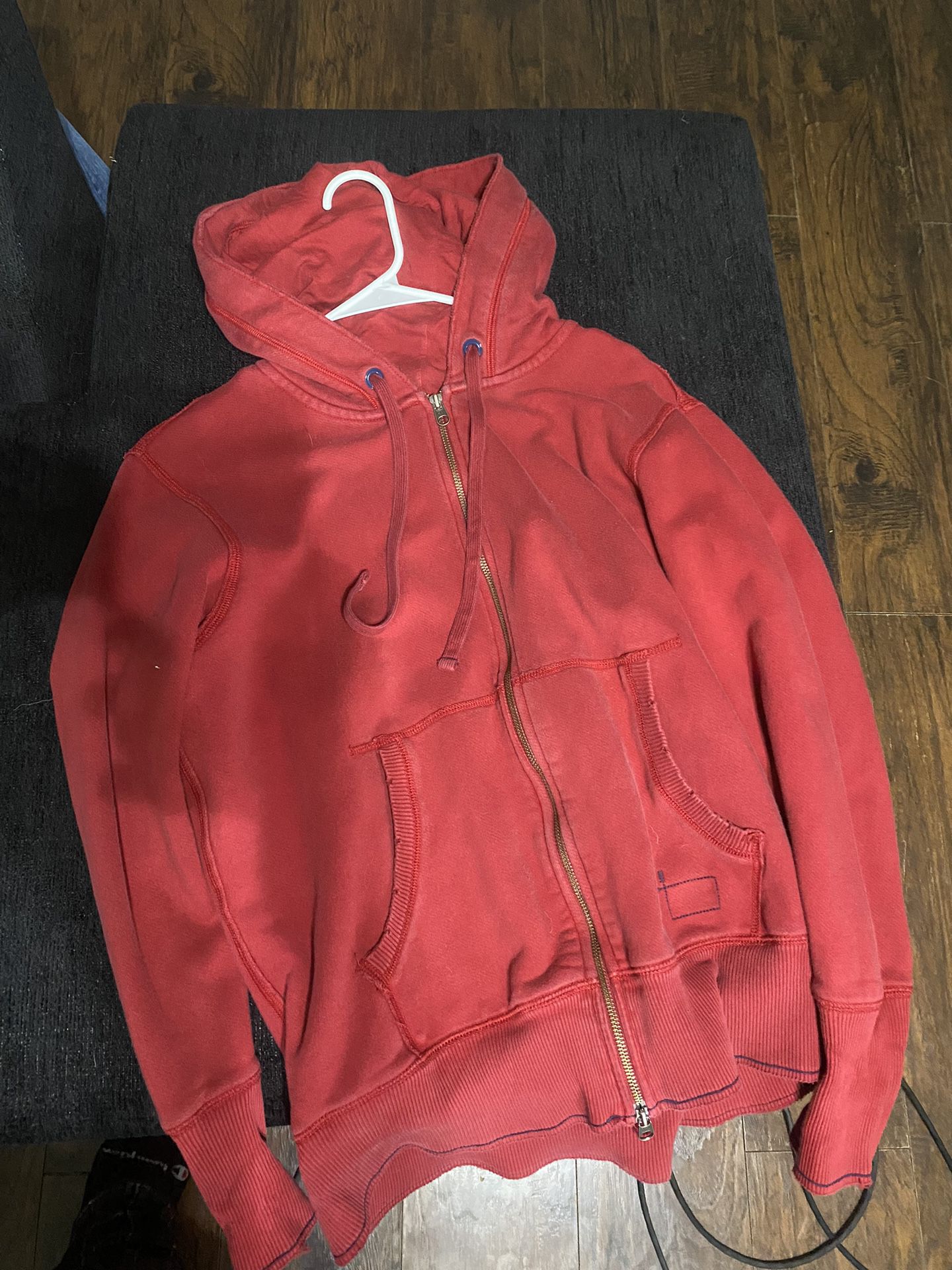 red vintage gap hoodie