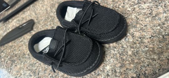 Hey dude shoes
