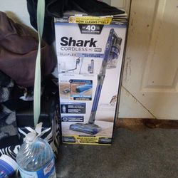 Shark Cordless Pit Pro Multiplex Self Cleaning Brush