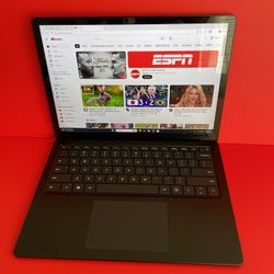 Microsoft Surface Laptop 4 (2021) 13.5” i7 11th Generation 16GB Ram 256GB SSD (powerful Touchscreen Laptop) 