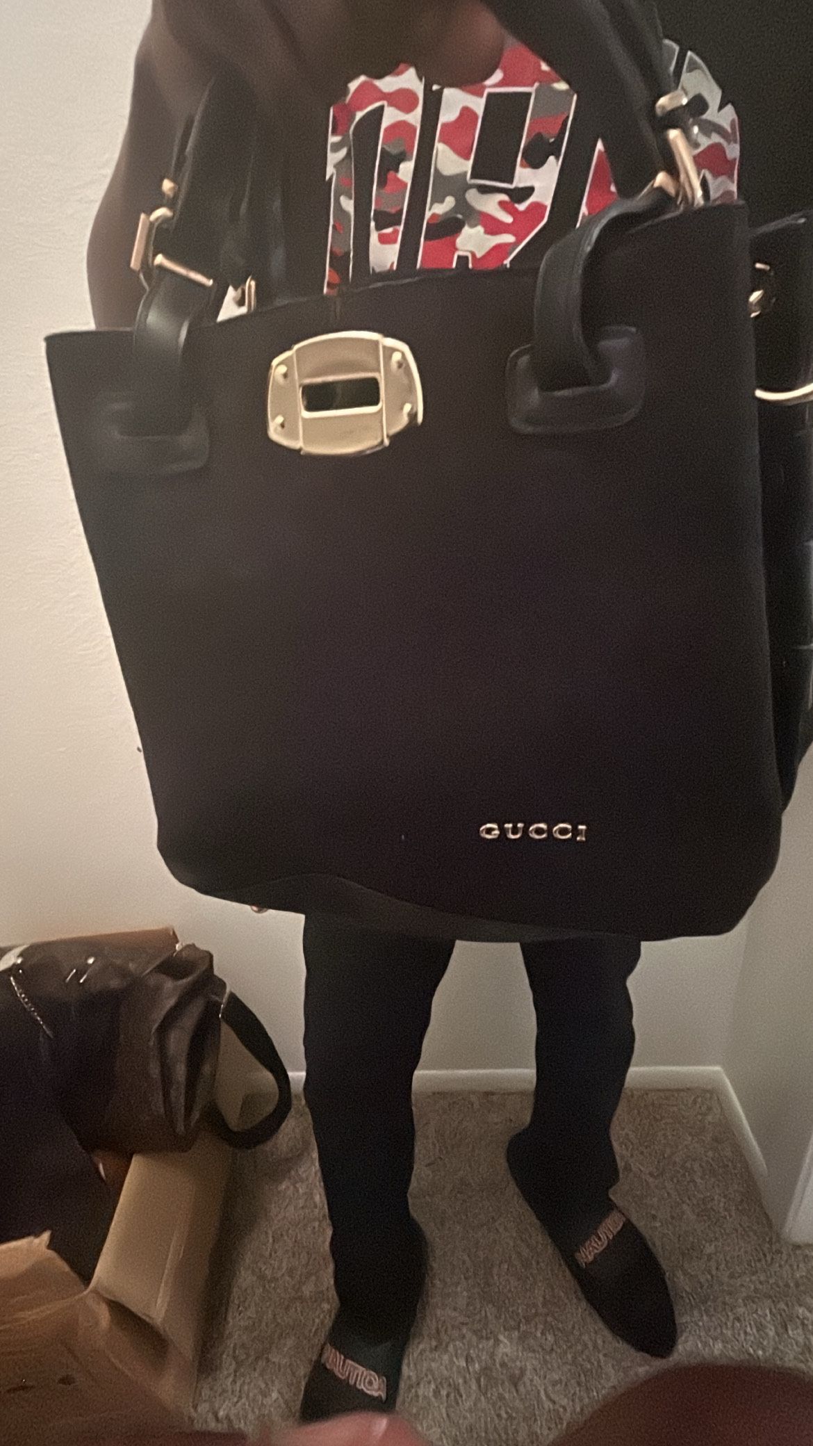 Blackout Gucci purse