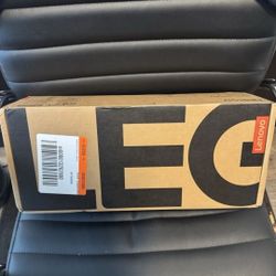 Legion go S 8” 120hz gaming handheld Ryzen z1 extreme 32Gb 1Tb steam 