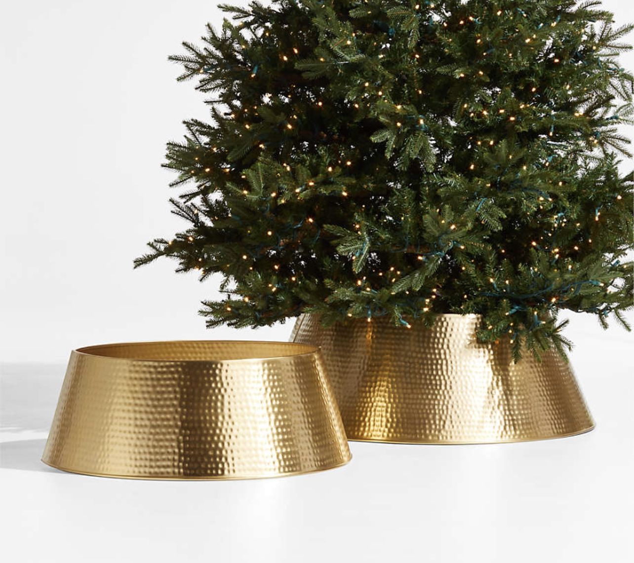 Crate & Barrel Bash Gold Christmas Tree Collar 27”
