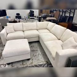 4 Pc Ivory Color Sectional Sofa  Set With ottoman