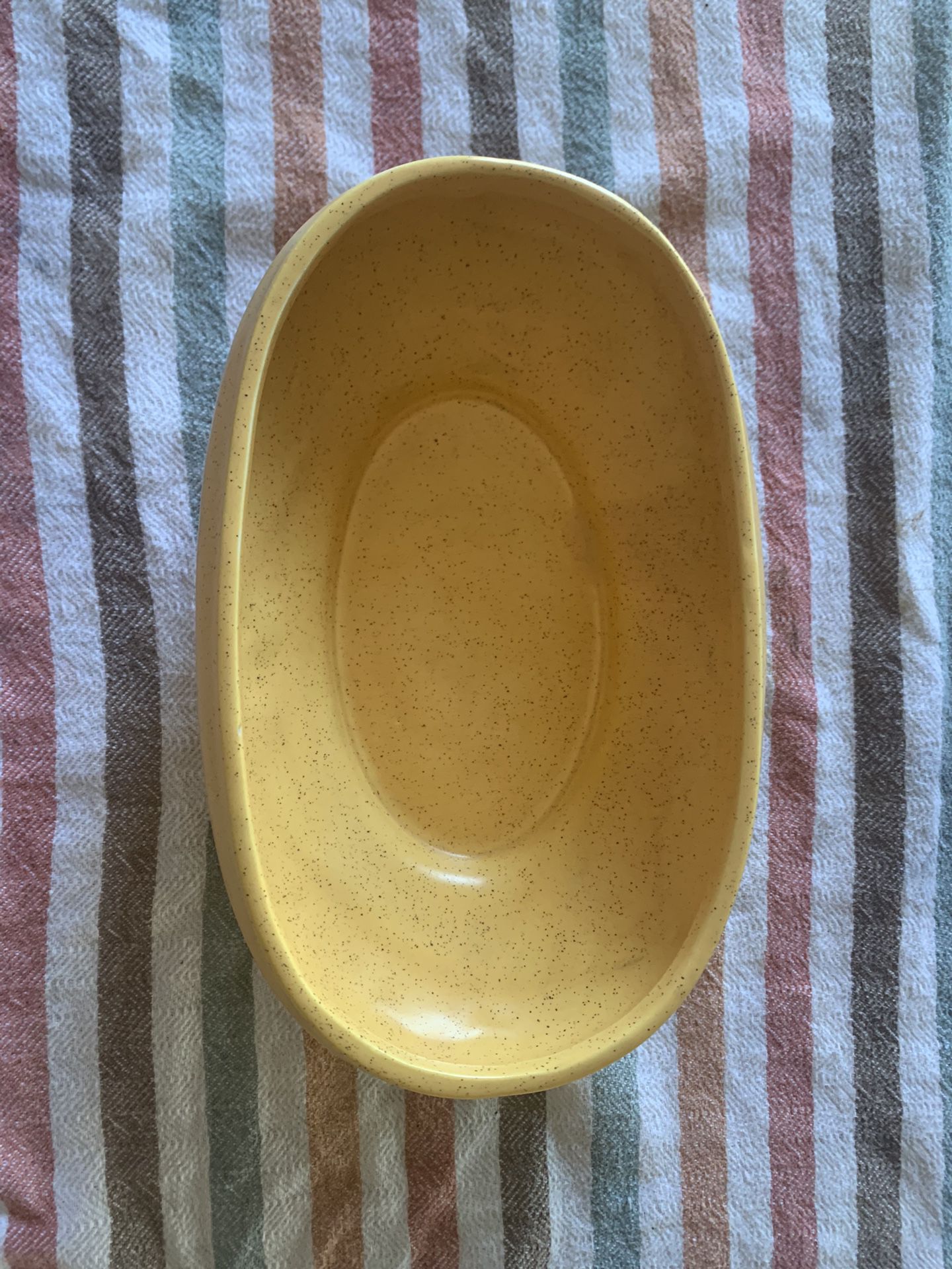 Floraline yellow Oval Low Planter