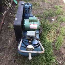 Dayton Air Compresor .