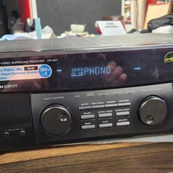 Kenwood Stereo Receiver/5 Dics CD Changer