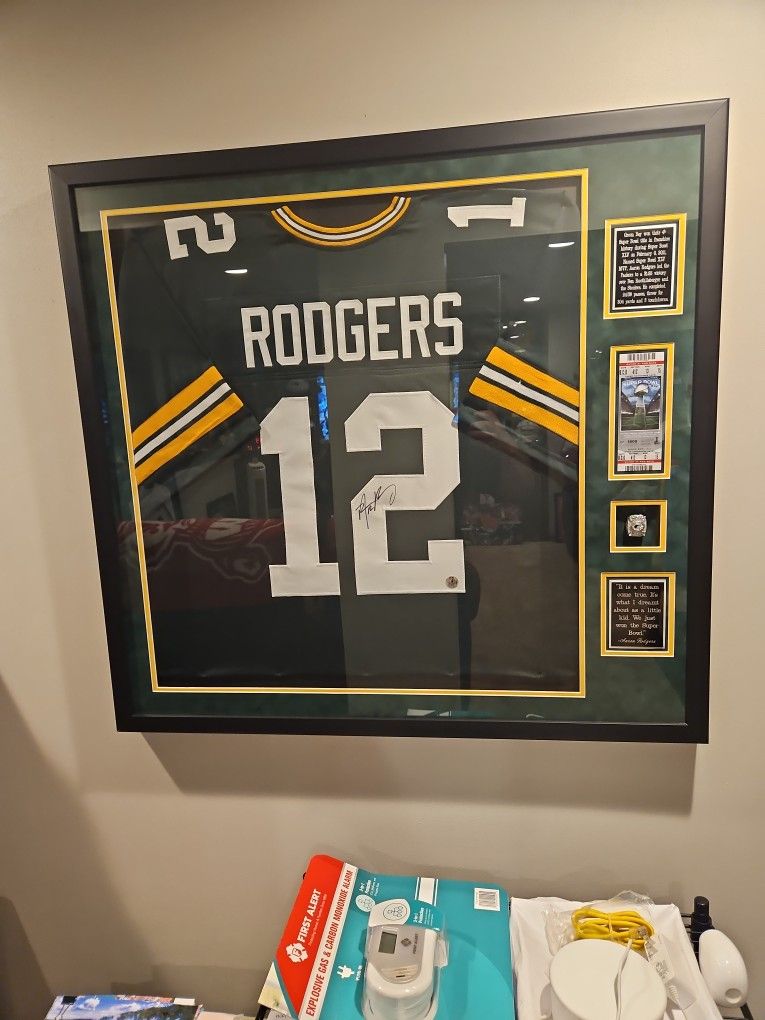 Aaron Rodgers Autographed Jersey.