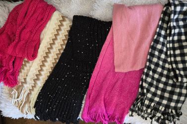 Scarfs