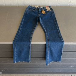New With Tags Women’s High Rise Bootcut Jeans Levi’s 725 Size 27