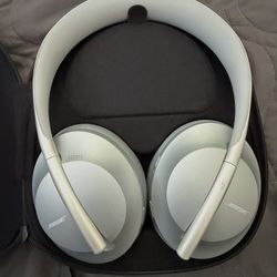 Bose Noise Canceling Headphones 