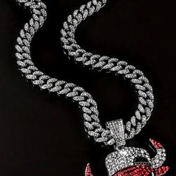 Diamond Bulls Chain