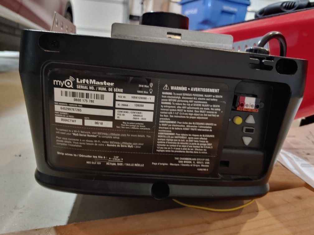Liftmaster 8160w Garage Door Opener for Sale in Ridgefield, WA OfferUp