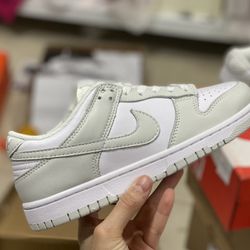 Nike Dunk Low Photon Dust 7