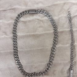 Moisanaite Chain And Brazalete 