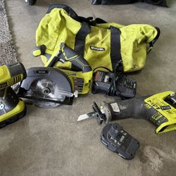 Ryobi Tool Set