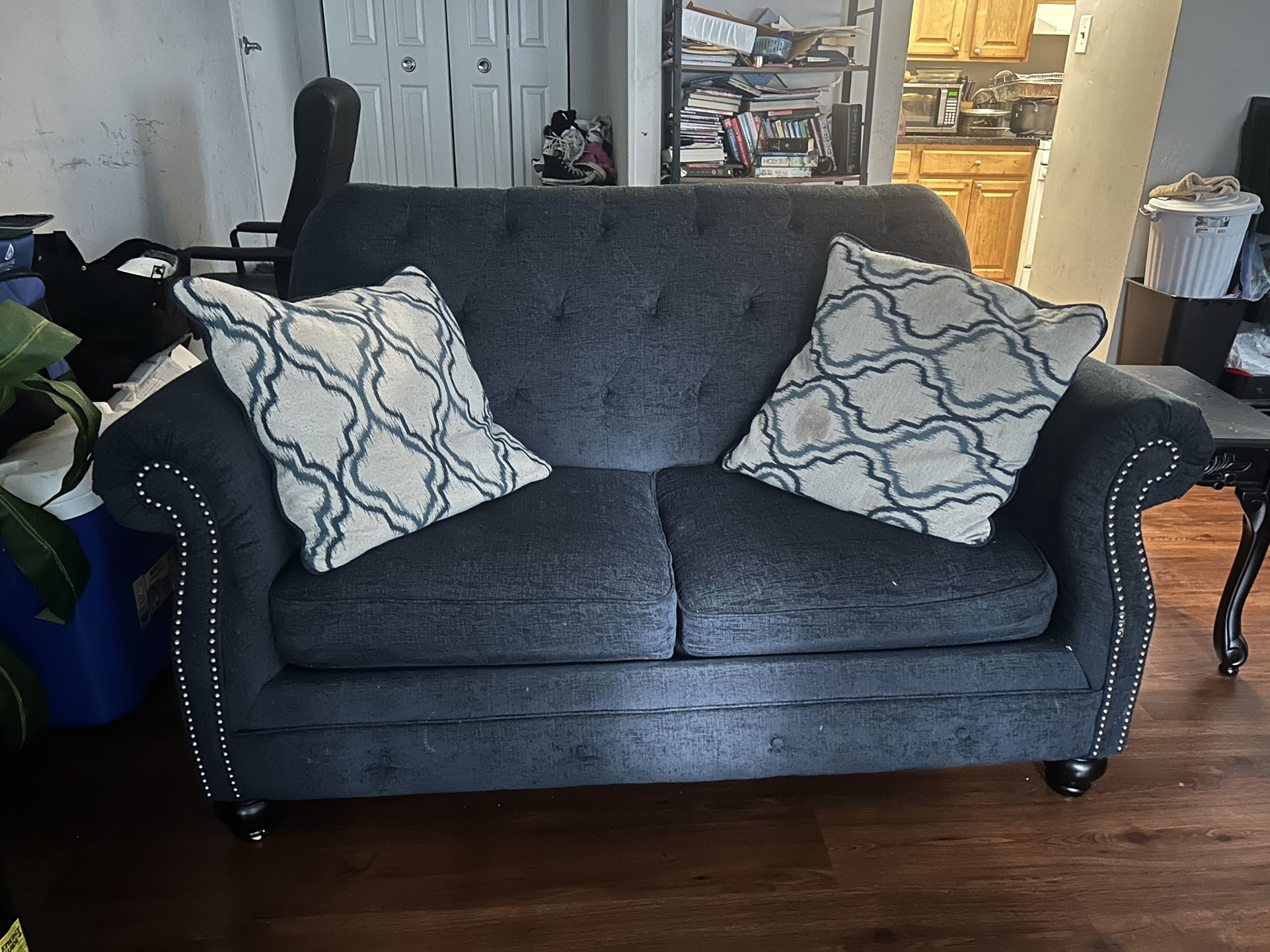 LIVING ROOM SOFA SET