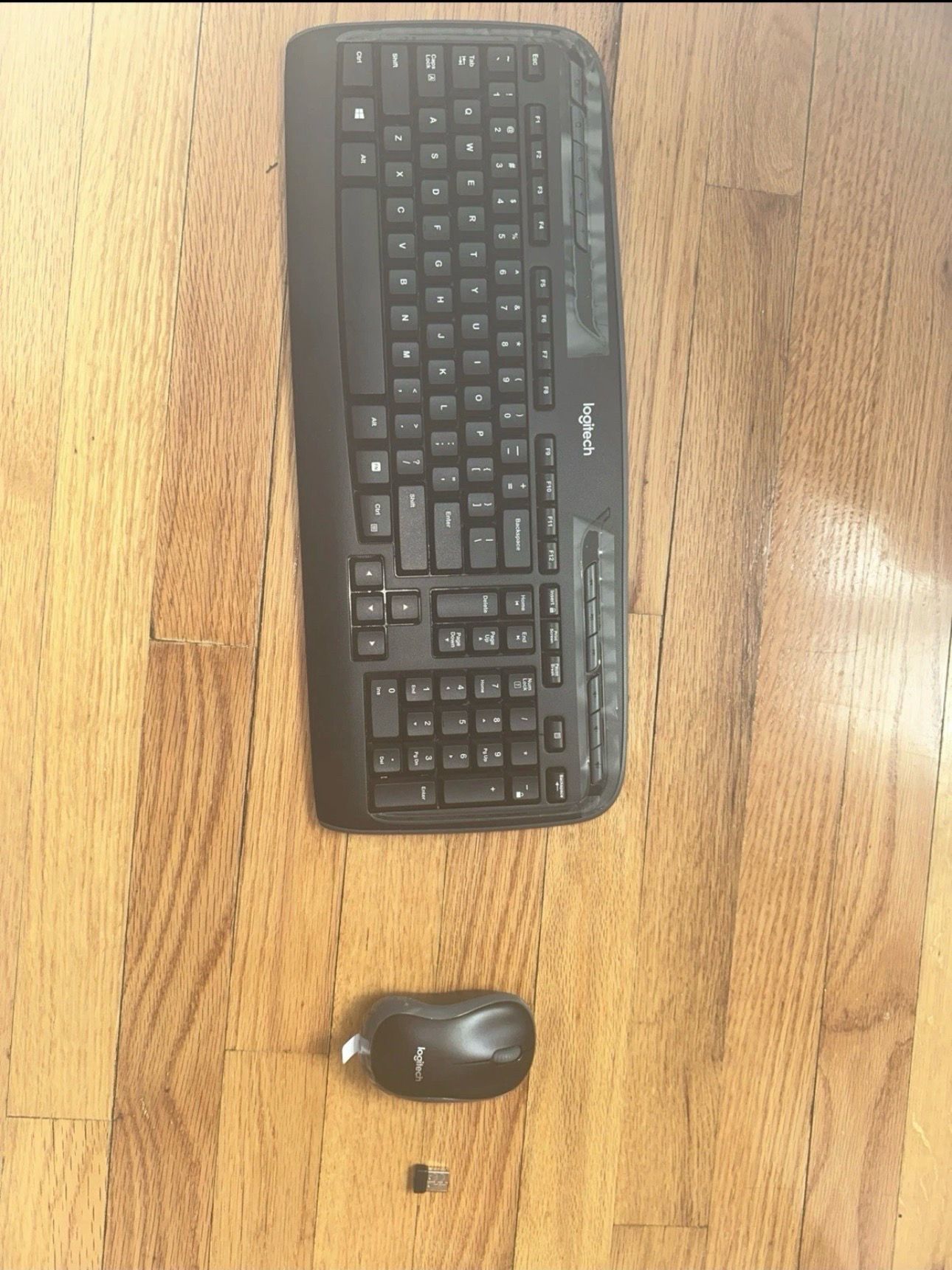 NEW | UNUSED | OPENED Logitech MK320 Wireless Keyboard & USB Mouse CombO