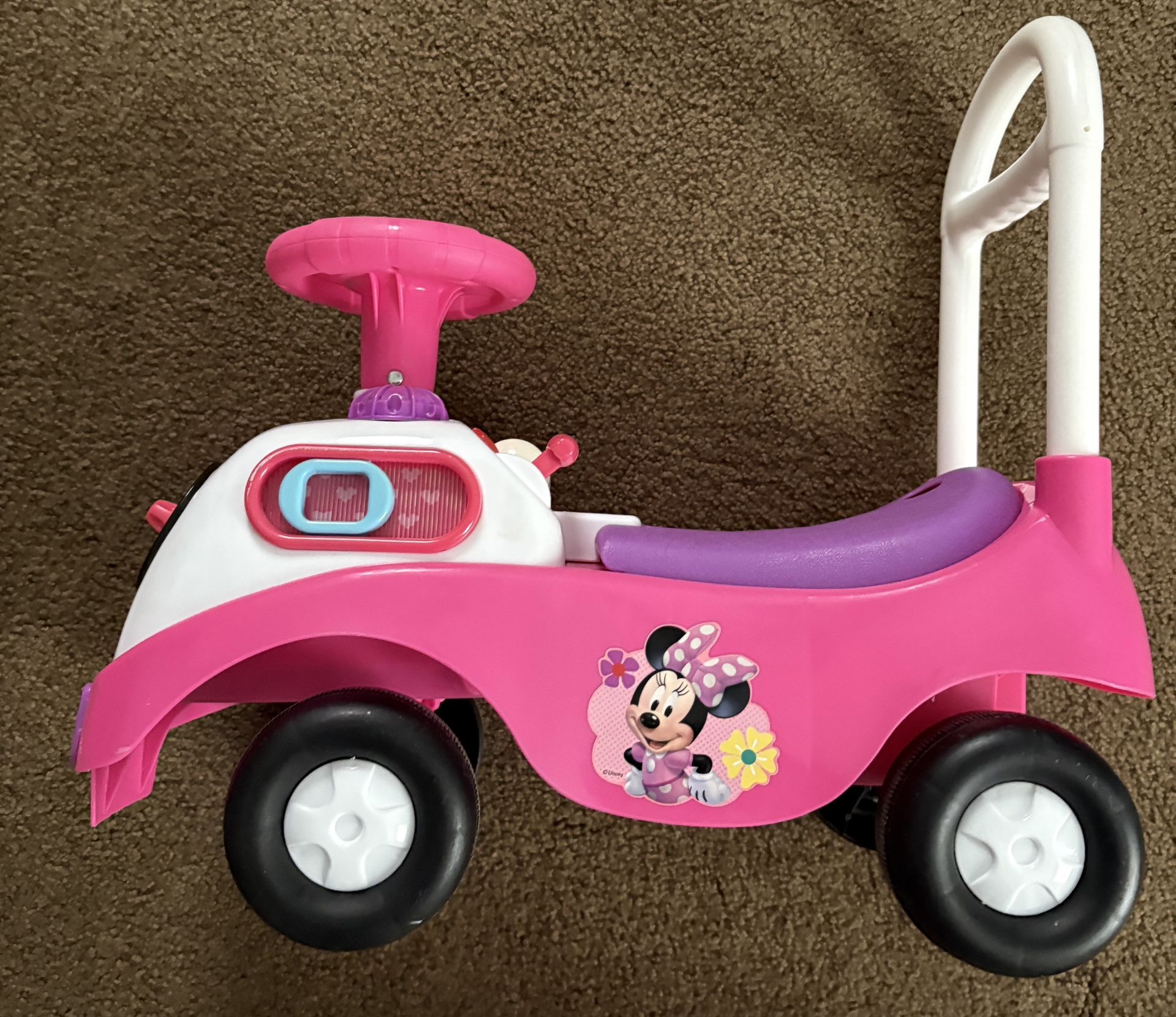 Minnie Mouse Car